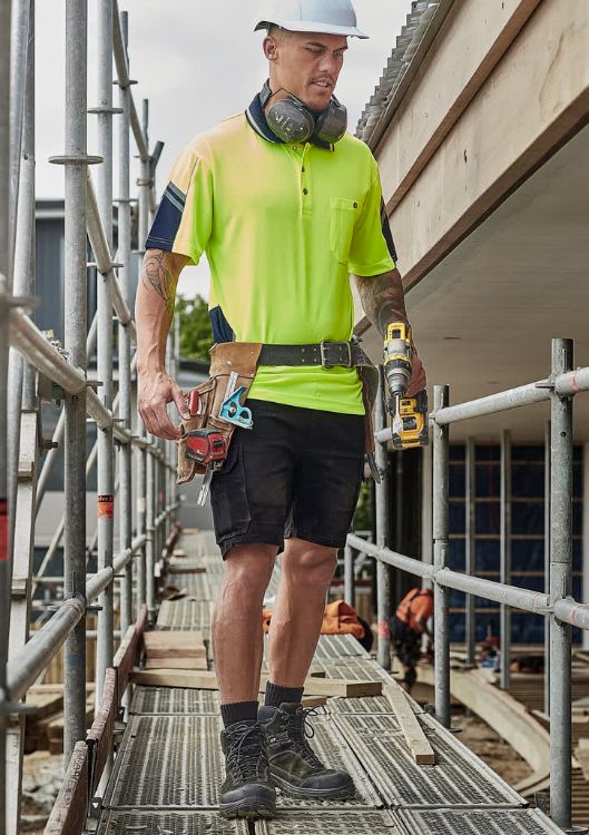 Picture of Mens Essential Stretch Cargo Short