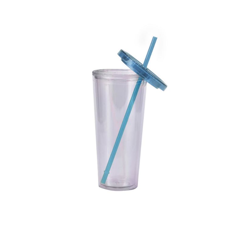 Picture of 24oz Plastic Cups with Lids & Straws
