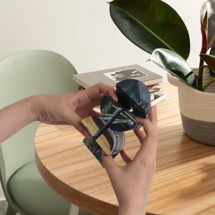 Picture of 3D Flips Cylinder Magic Cube