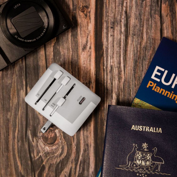 Picture of Travel Adaptor