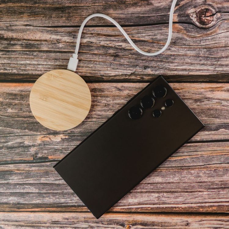 Picture of Arc Round Bamboo Wireless Charger
